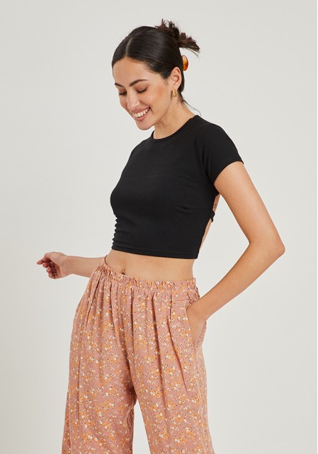 Crop top με δεσίματα στην πλάτη